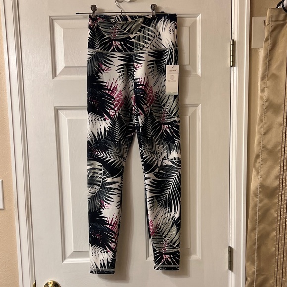 Balance Collection Black and Pink Leaf Leggings - Picture 1 of 3